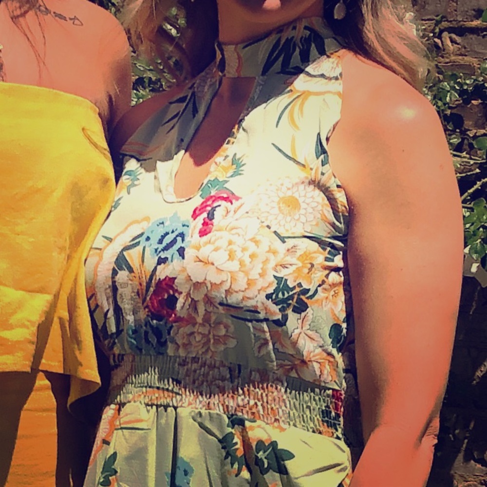 Maxi dress with front slit